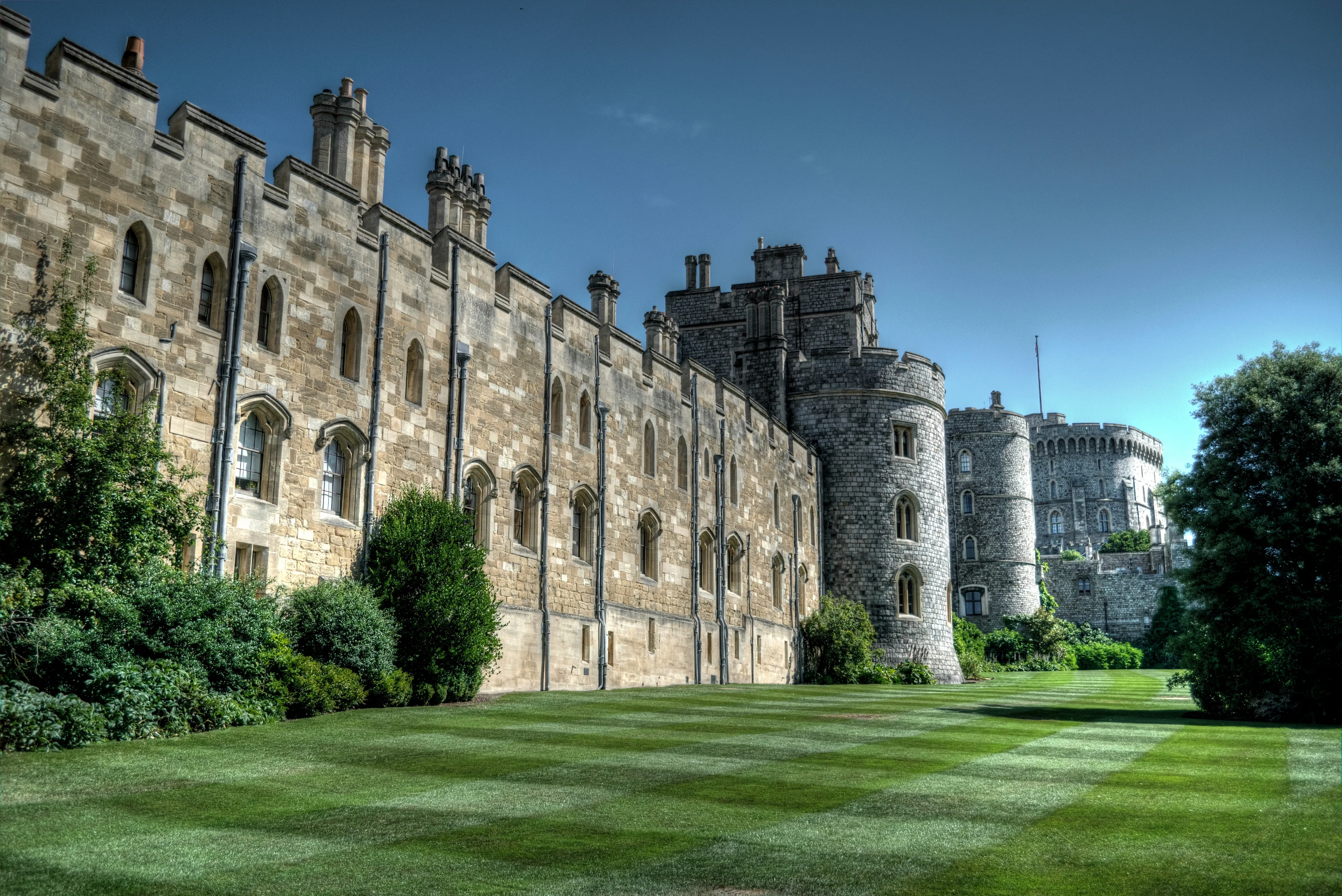 London Royal Highlights & Windsor Castle Tour