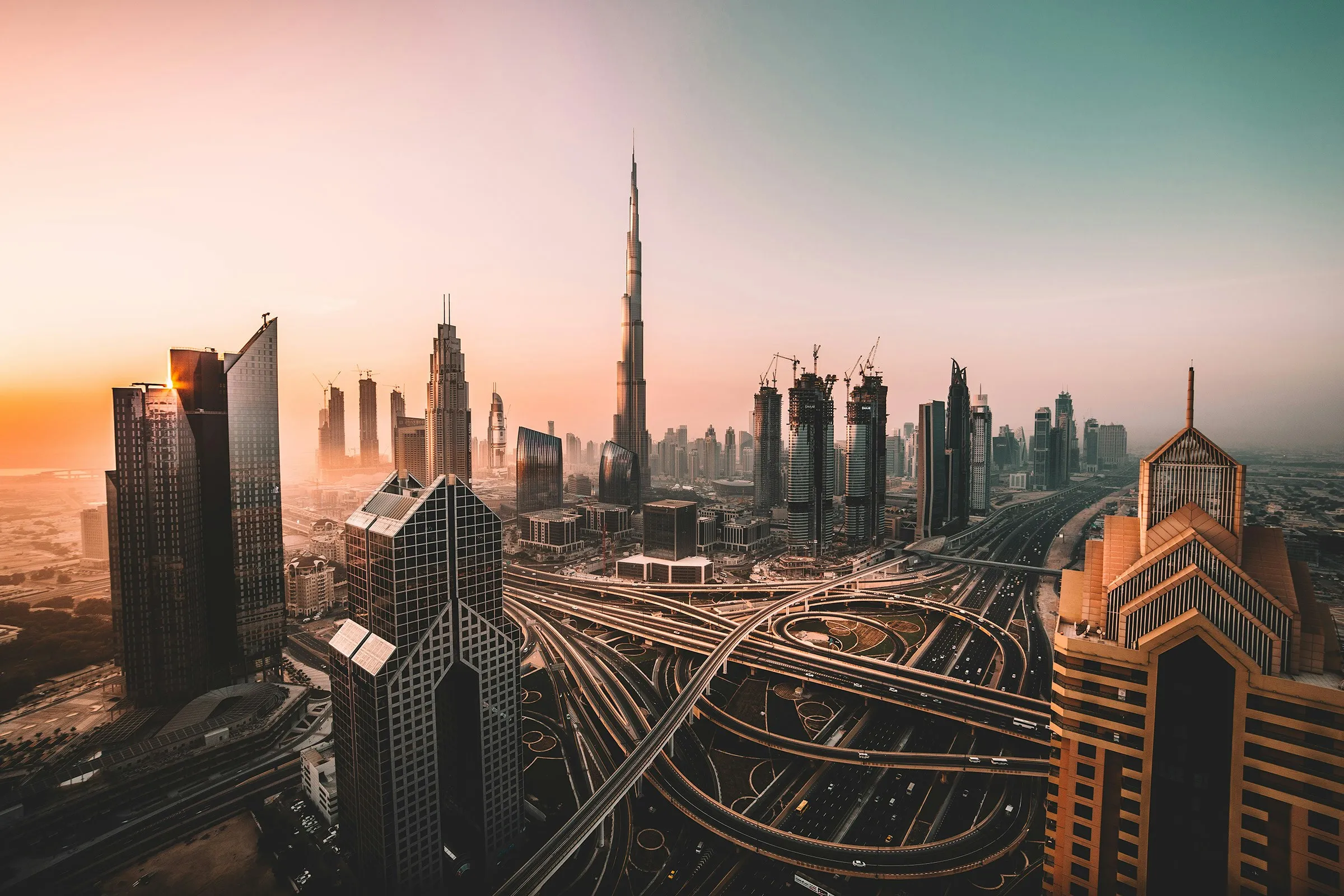 Premium Dubai Holiday Package with Aquaventure & Lost Chambers