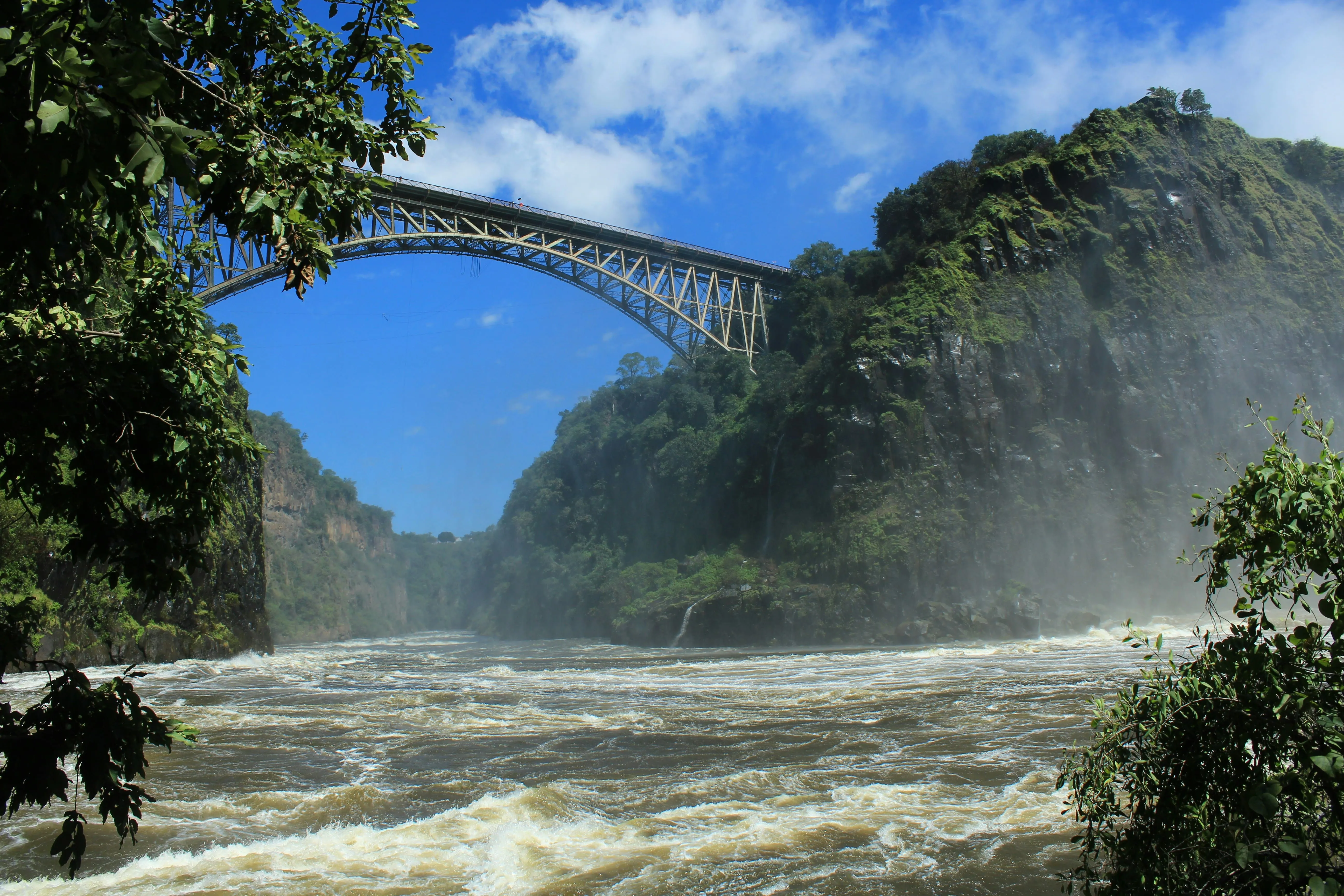 Zimbabwe Tour Package – Victoria Falls & Wildlife Escape